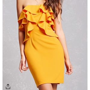 Strapless ruffled dress